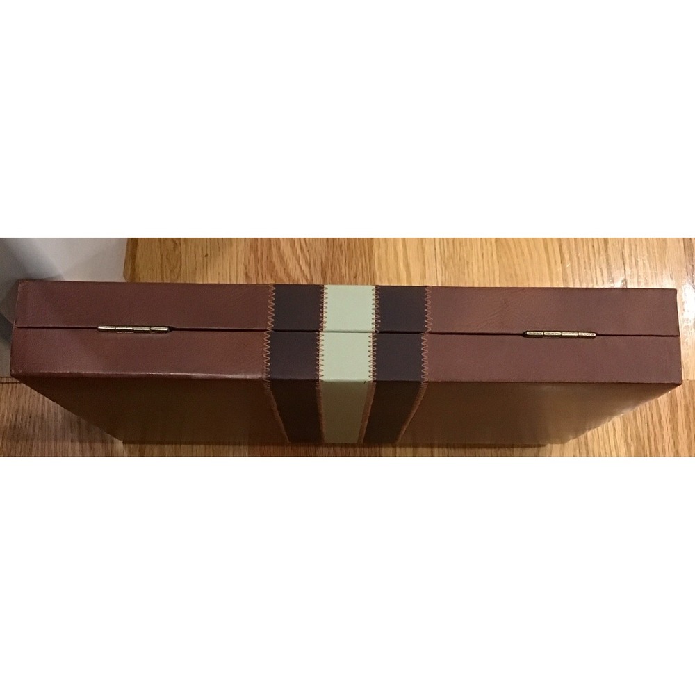 Classic Brown Backgammon Set - Picture 6 of 6